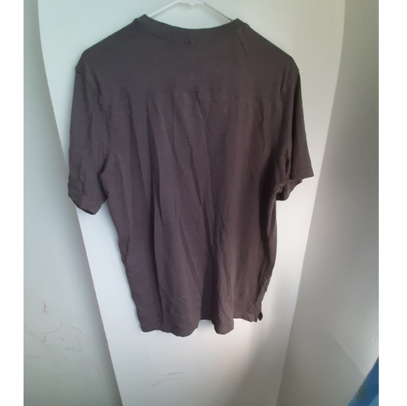 Shirt - Picture 2 of 4